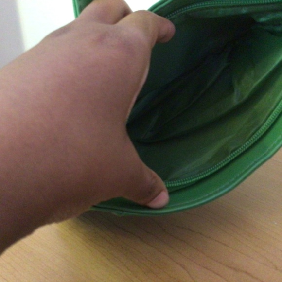 Purse - Picture 2 of 3